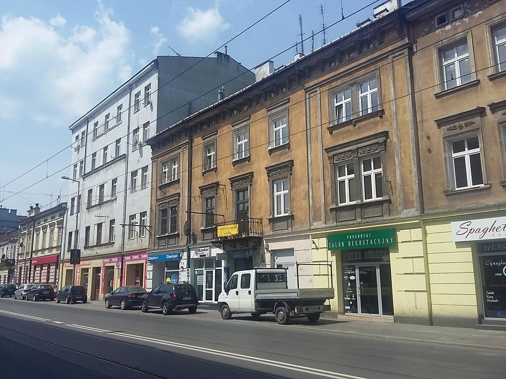 Scarlett Apartment Краков Экстерьер фото