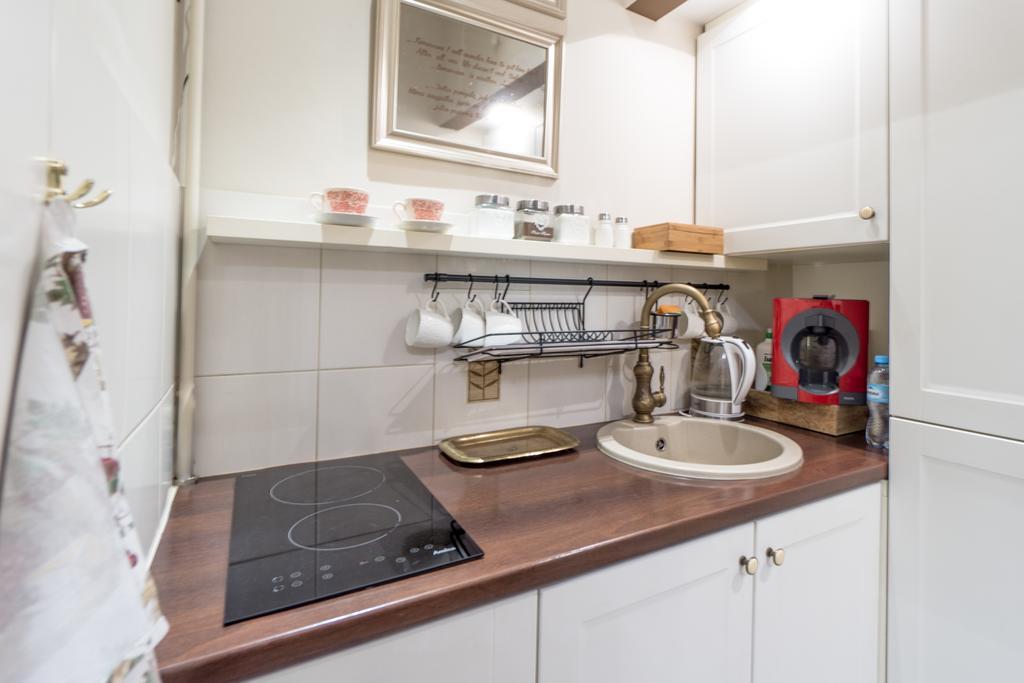 Scarlett Apartment Краков Экстерьер фото
